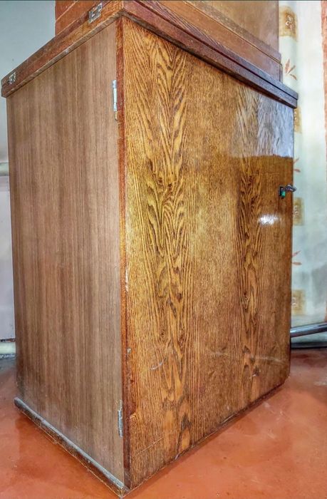 швейная машинка «Чайка» 142-й модели*