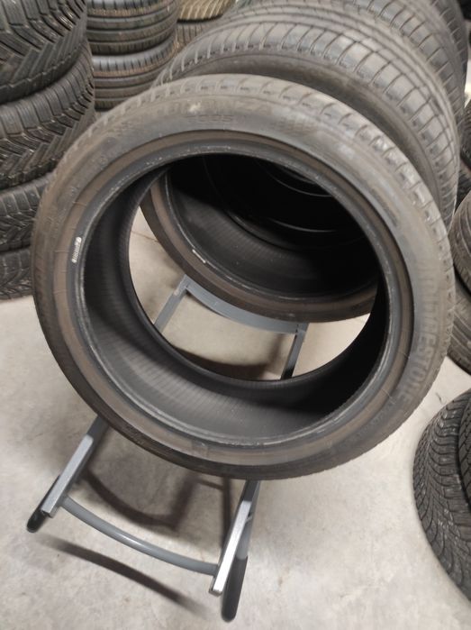 245/40/19 Bridgestone