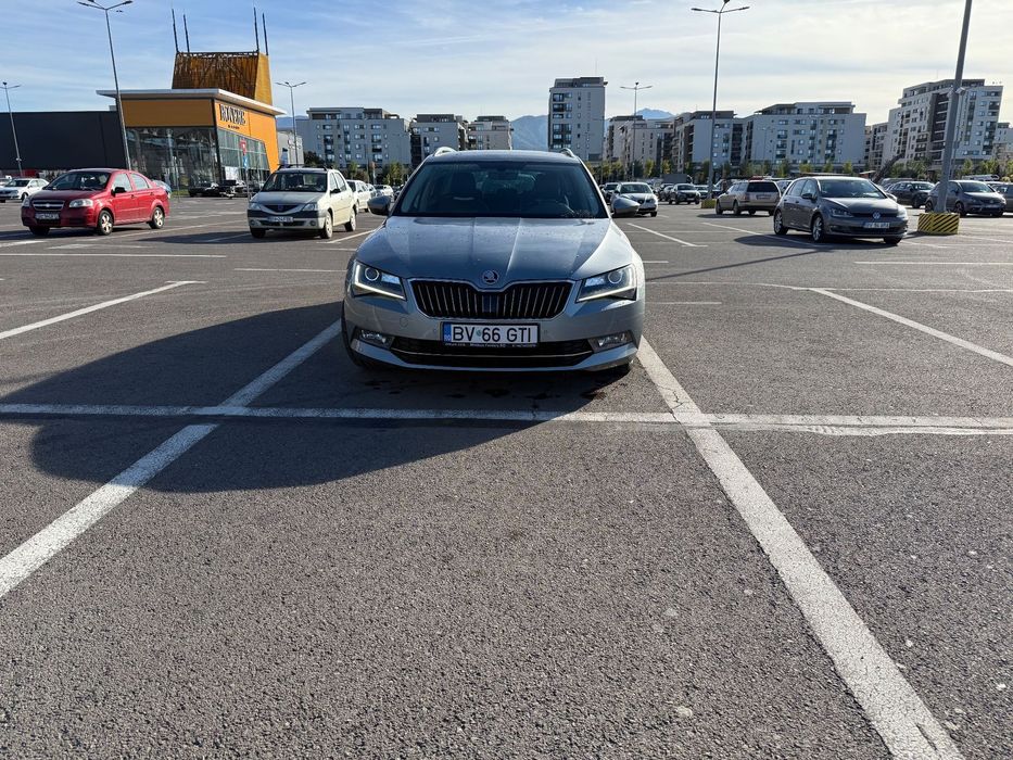 Skoda Superb Prim proprietar în RO