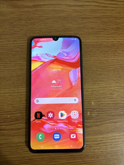 Samsung A70 Memorie 128GB si 6GB ram