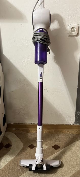 Продам вертикальный пылесос Kitfort KT-5105 (б/у)