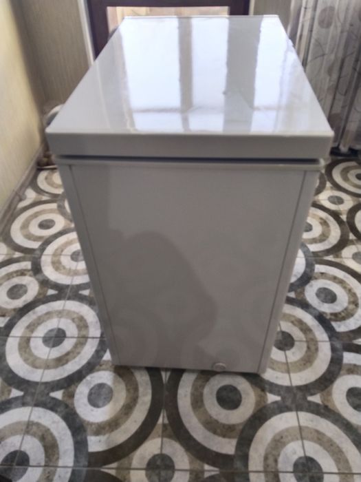 Продам морозильник