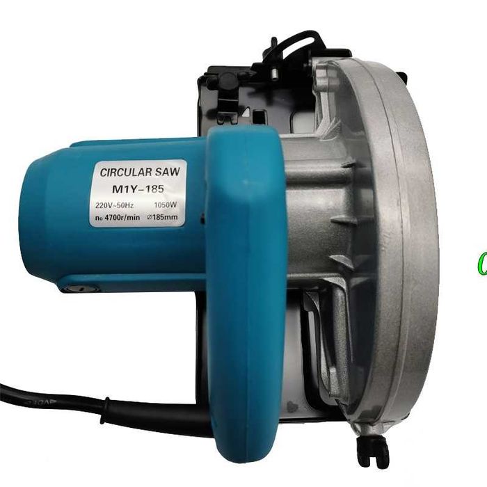 Ръчен циркуляр 1050W 185мм диск