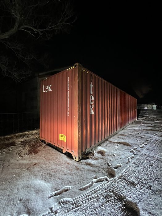 Продам 12 метровый морской контейнер в хорошем состоянии