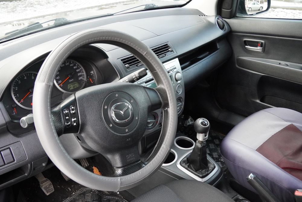 Mazda 2 1.4 benzina 2006