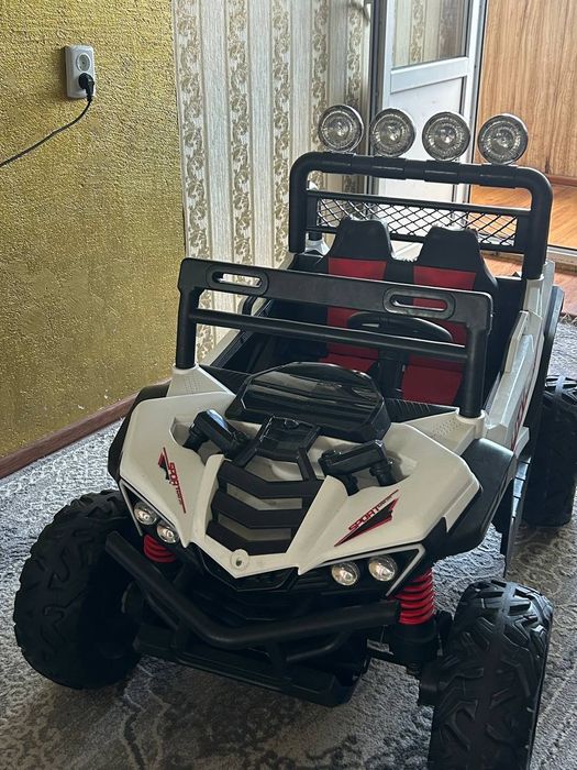 Продам радиоуправляемый машину