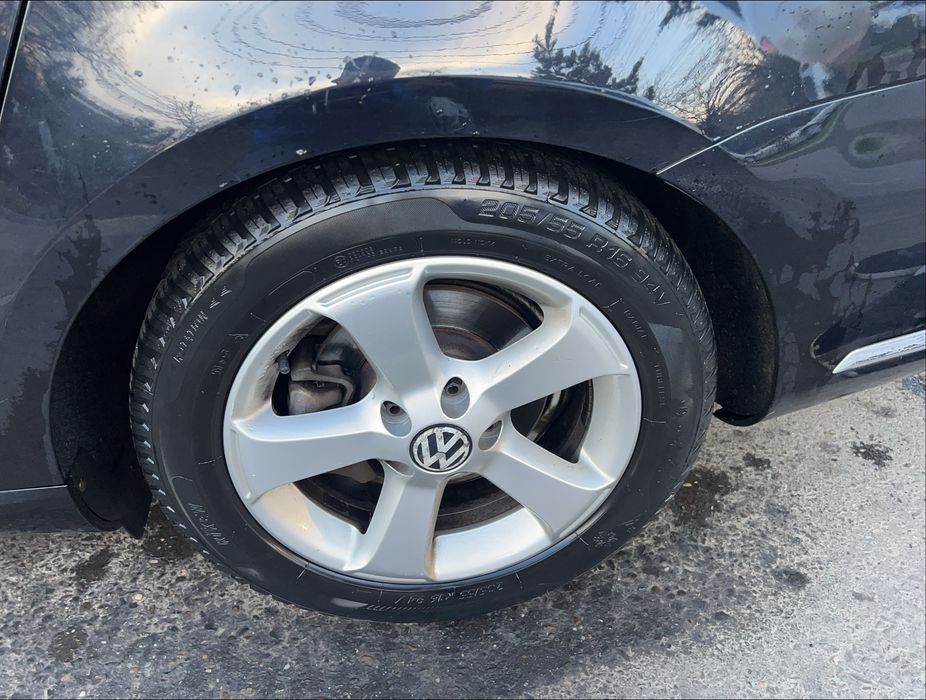 Jante VW R16 cu anvelope mixte dot 2023 205/55R16