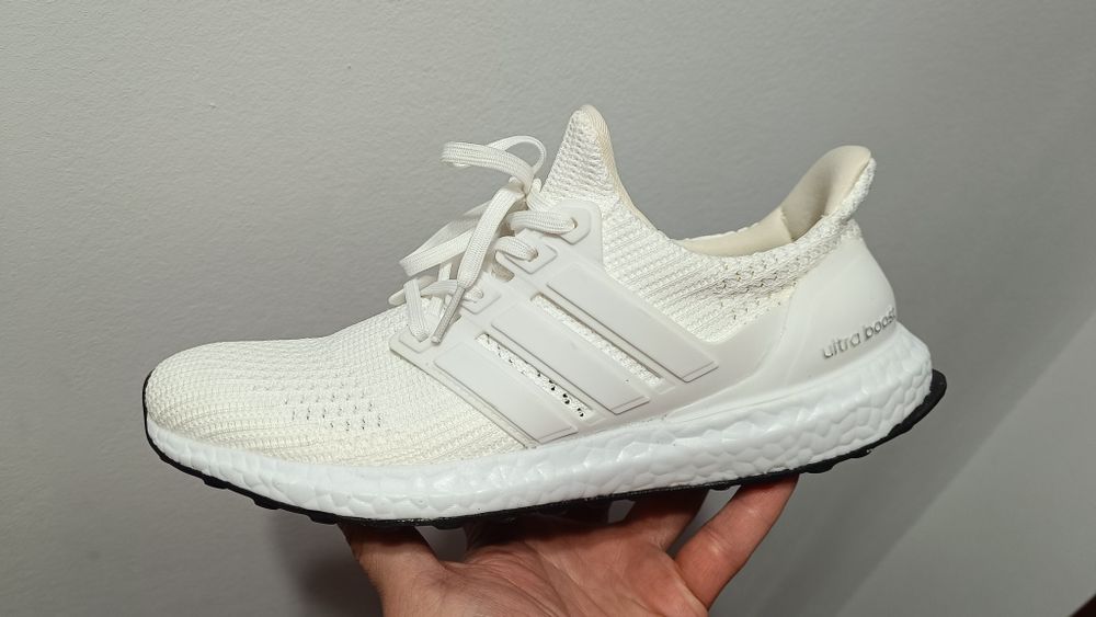 Adidas Ultraboost noi 44 preț 160 ron