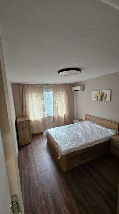 Дава се под наем Двустаен апартамент в София, Изток - 75 кв.м за 714 € - Снимка #3