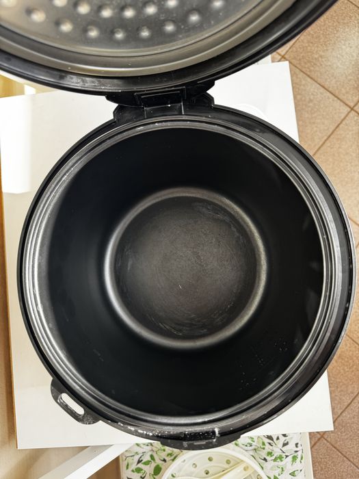 Мултикукър Delimano 18 в 1 (700W, 4L) – Отлично състояние