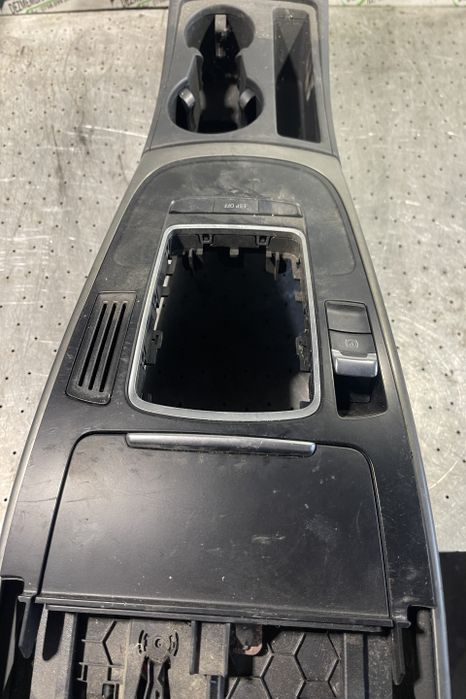 Consola centrala 8K0.864.981 D Audi A4 B8/8K