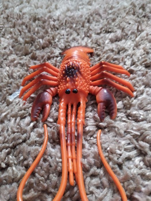 Продам игрушки недорого б/у