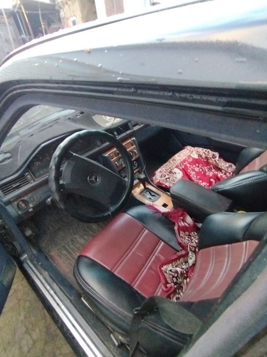 Продам Мерседес E230, в кузове w124