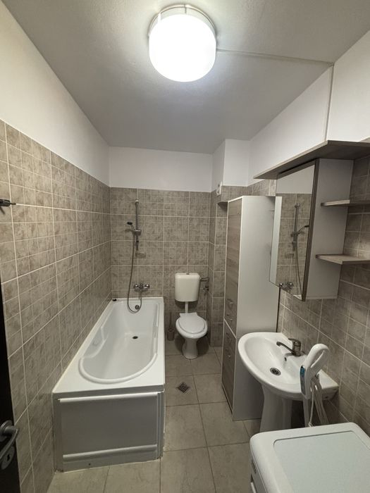 Garsoniera de inchiriat