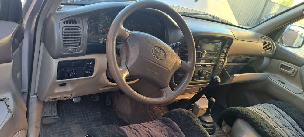 Toyota LandCruiser  105 k2