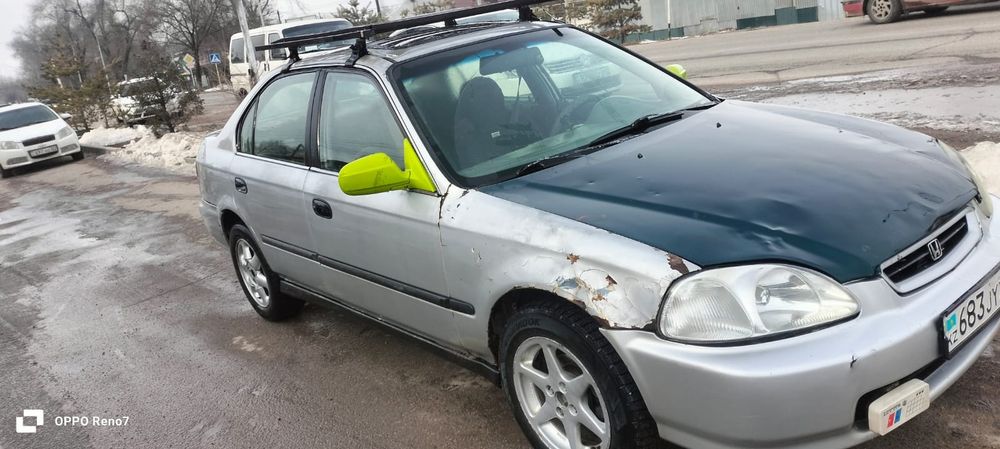 Срочно продам машину