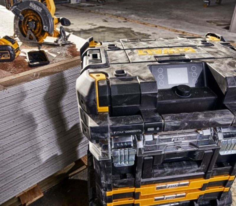 Акумулаторно Радио Dewalt DWST1-81079-QW 18-14,4V