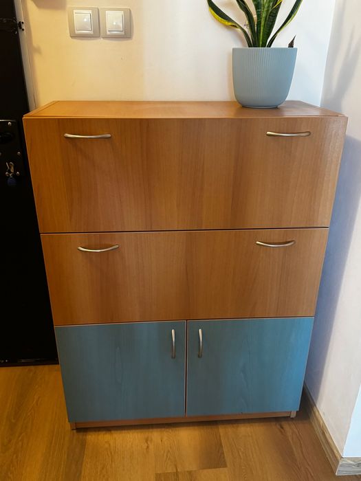 Шкаф за обувки с три отделения