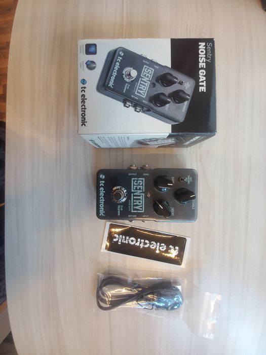 Ефекти за ел. китара REVV, MXR, TC ELECTRONIC, MXR, N-AUDIO