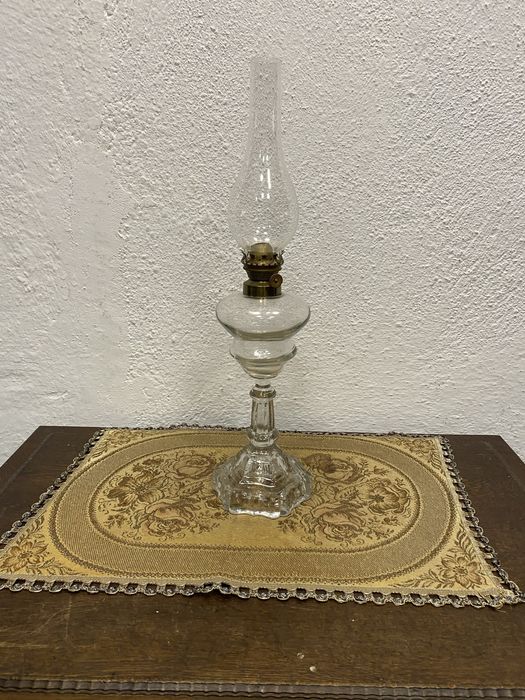 Настолна стъклена лампа със стъклен абажур Чехословакия 1930 1950