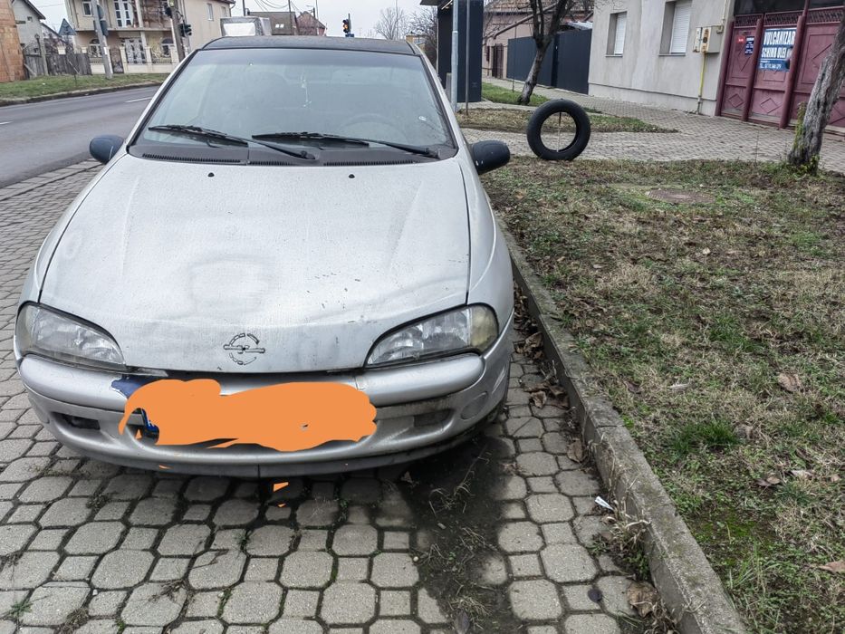 Vând Opel  tigra