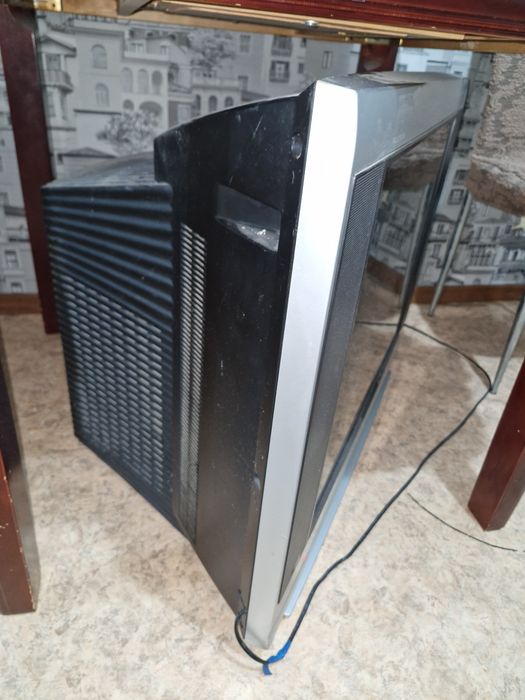 Телевизор LG flatron