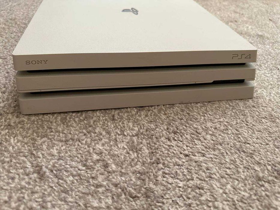 PlayStation 4 Pro 1 tb