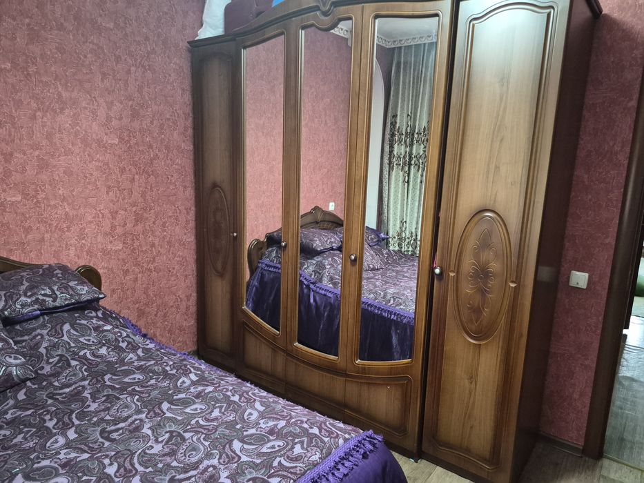 Спальный гарнитур