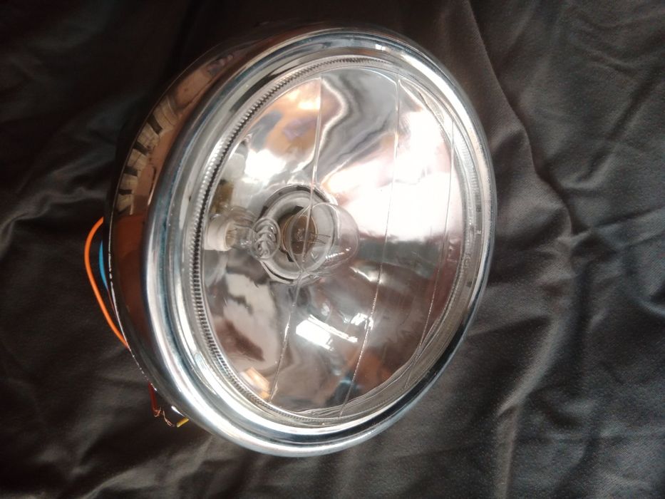 Продается фара на мотоцикл