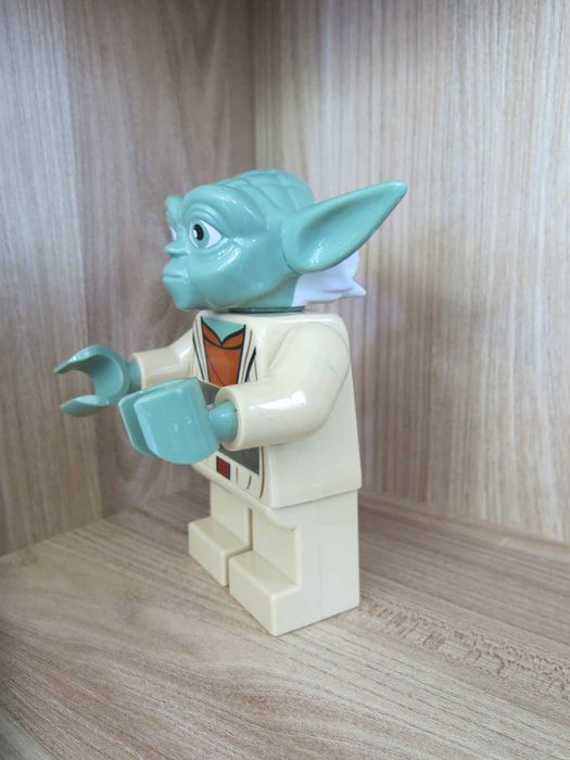 Колекционерски будилник LEGO Star Wars Yoda Alarm Clock, Модел: 9003080