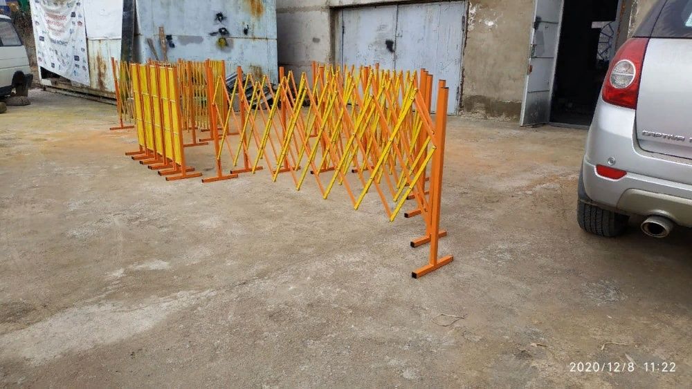 Барьер переносной, ограждение, легко и быстро складывается