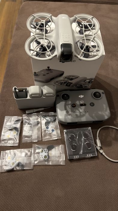Dji Neo fly more combo + filtre nd/pl + 5 elice + dji care
