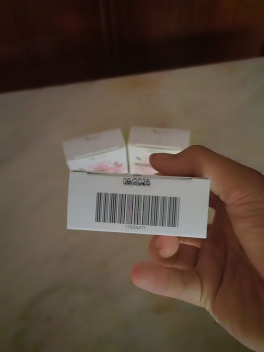 Essences Bulgaria - Био етерично масло Роза Дамасцена