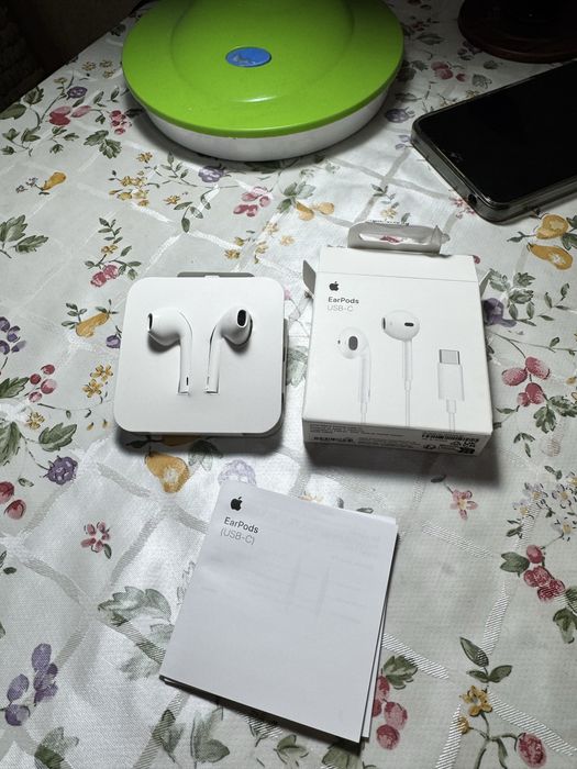Оригинальный наушники от Apple