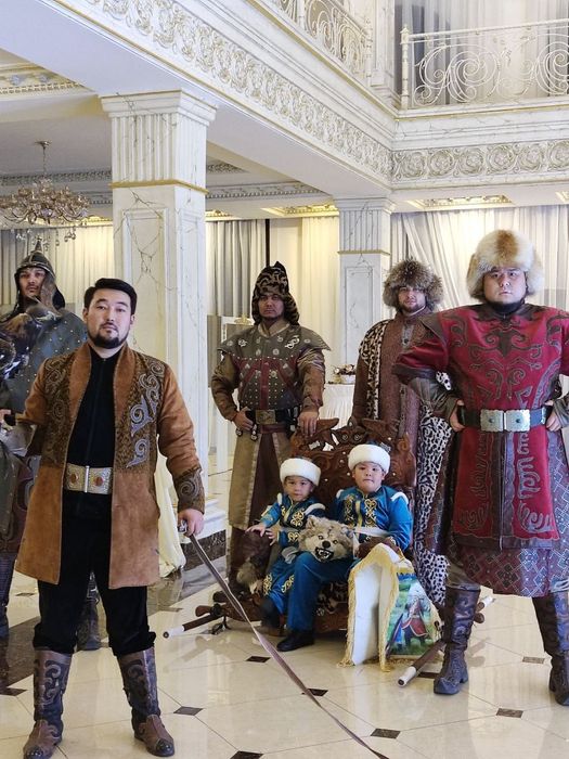 Этно ансамбль на той