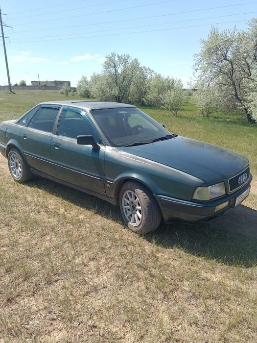 Ауди 80 1993г бензин