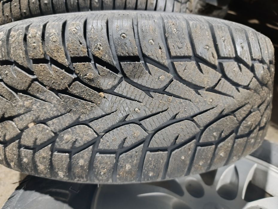 Шыны с титановым дискам на 17 265/65