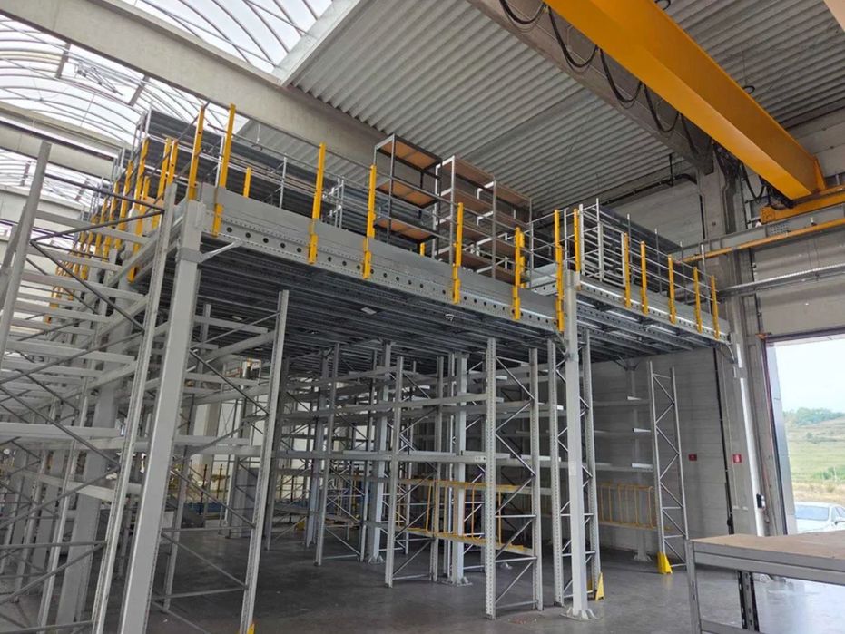 De vânzare platformă de depozitare