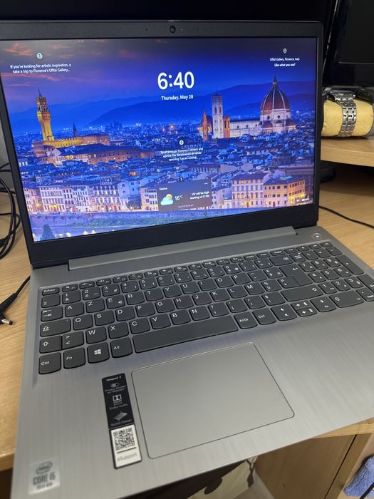 Laptop impecabil Lenovo Ideapad 3 15IGL05 intel, SSD