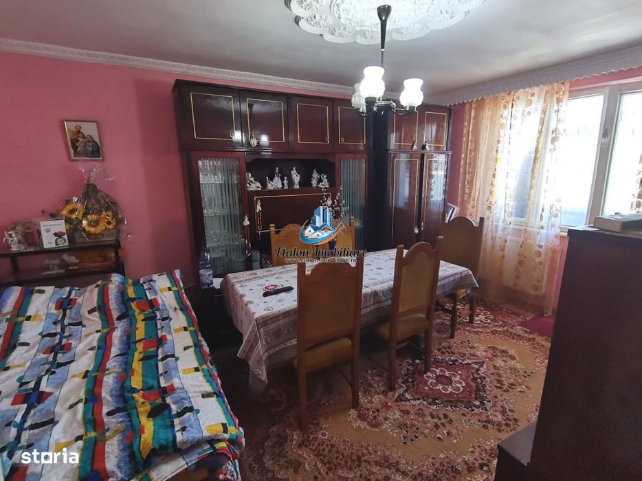 Apartament 2 camere decomandat / Boxa / Scoala 10 / Precista