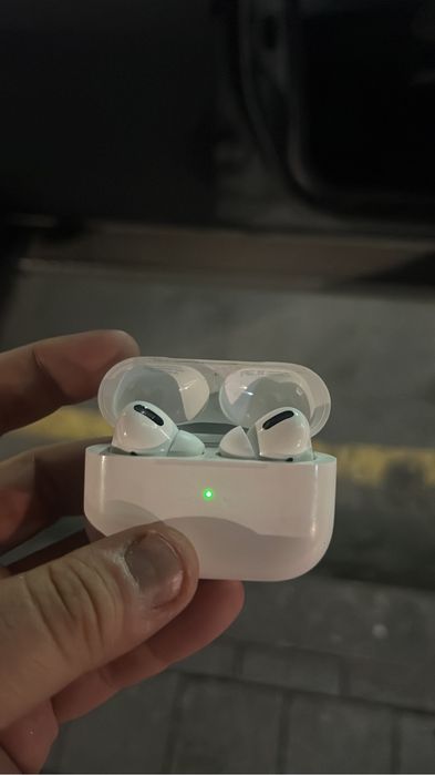 Кейс на airpods pro 1/2 оригинал