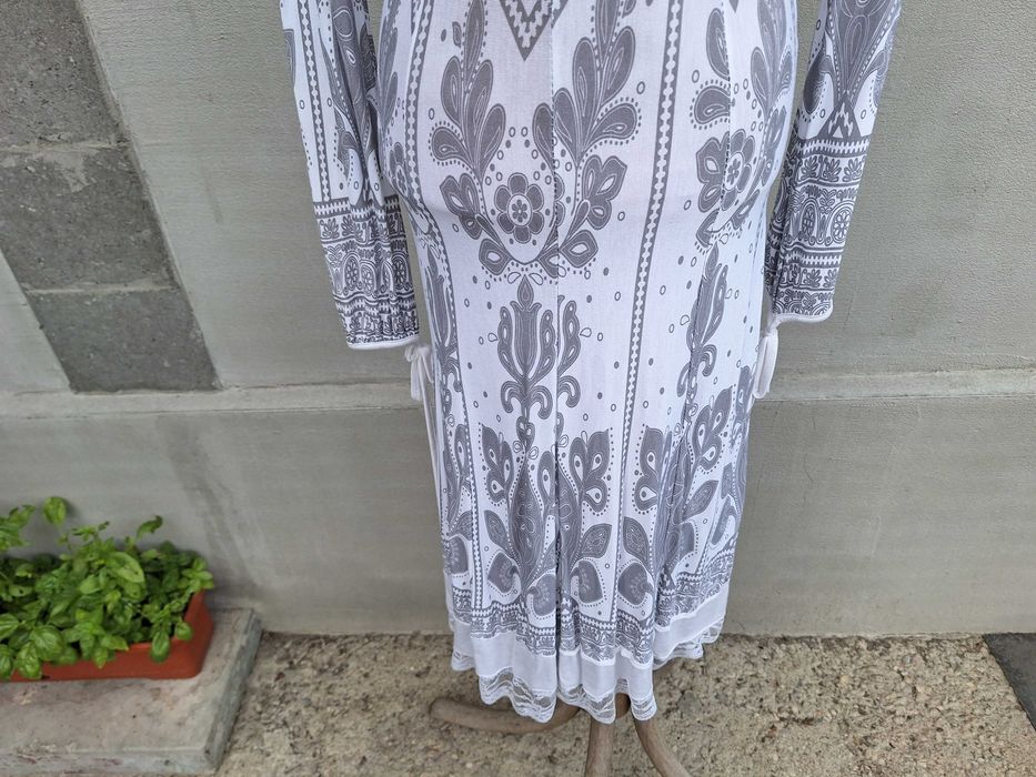 Texto | rochie dama | bust 78 cm | mar. 38 - 40 | S - M