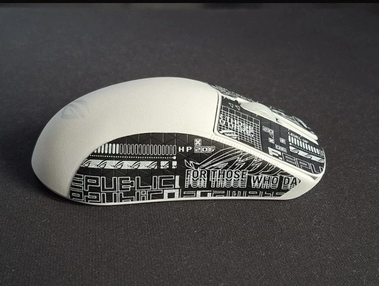 Mouse Asus Rog alb