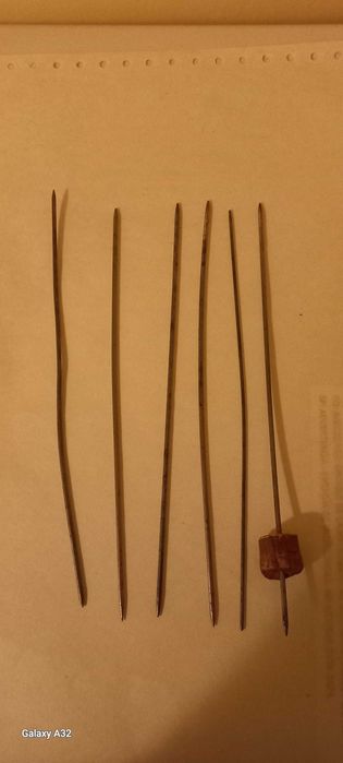 Set bete metalice vechi pentru paine/paste