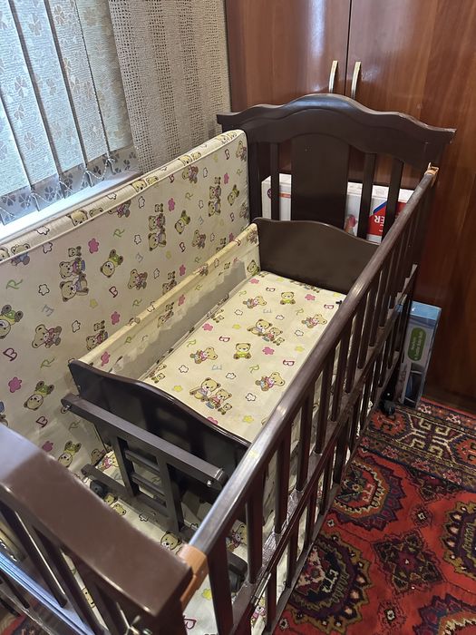 Detskiy krovat va lyulka