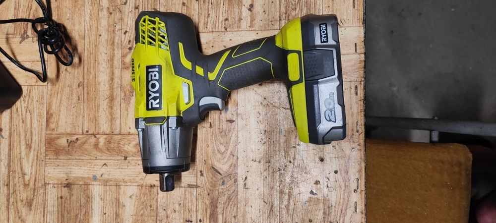 Ryobi гайковерт 400 nm