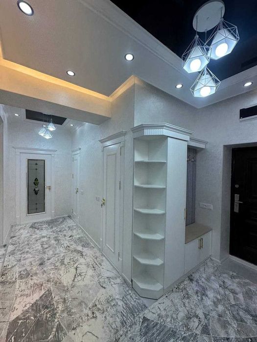 4х комнатная квартира на 2 этаже 73кв/м, в Самарканде