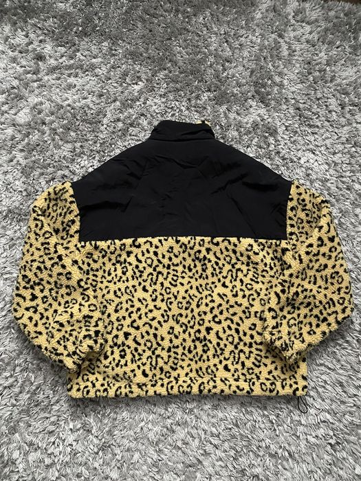 jacheta groasa din fleece zara animal print