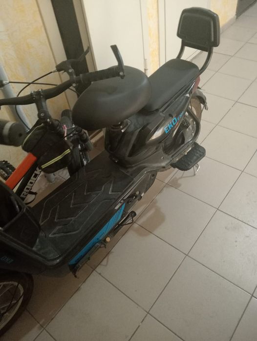 Срочно продам электроскутер