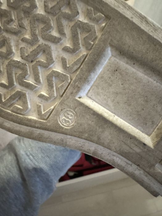 Дамски кецове